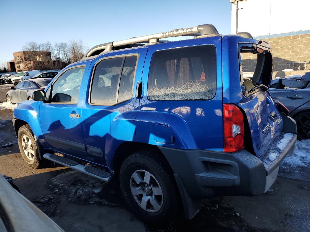 2013 Nissan XTerra - Image 2