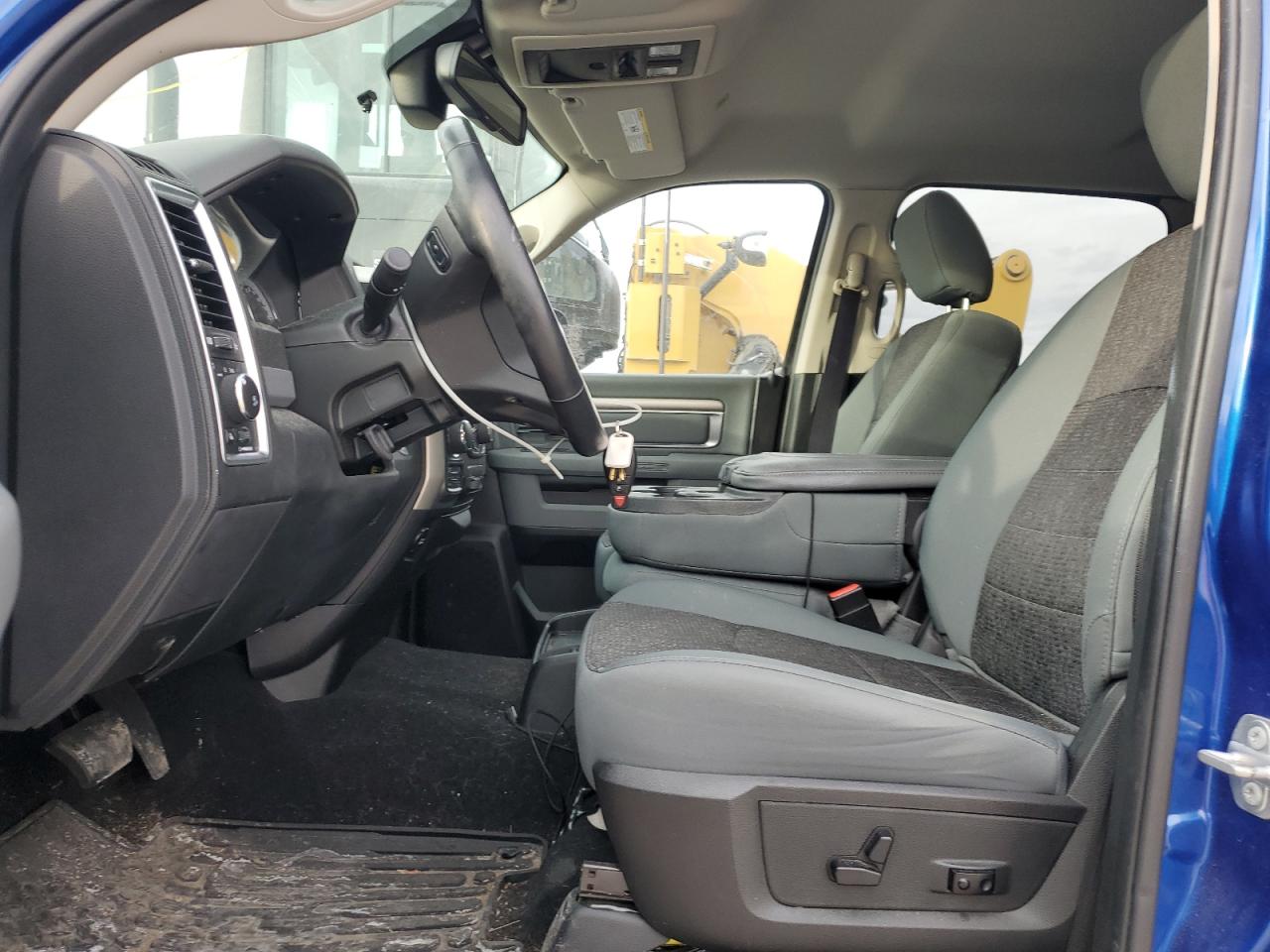 2018 RAM 1500 - Image 7