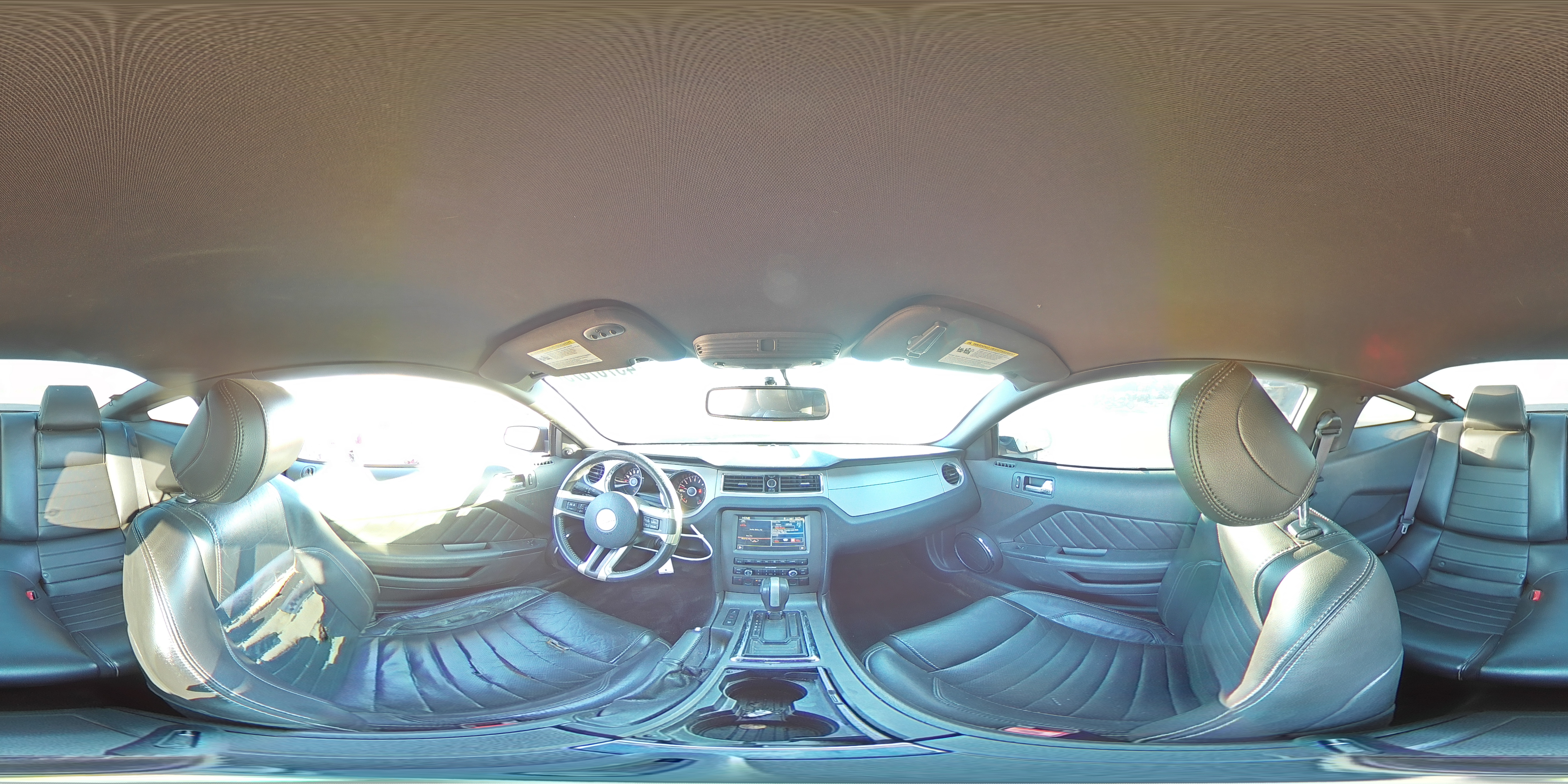 2014 Ford Mustang - Image 13