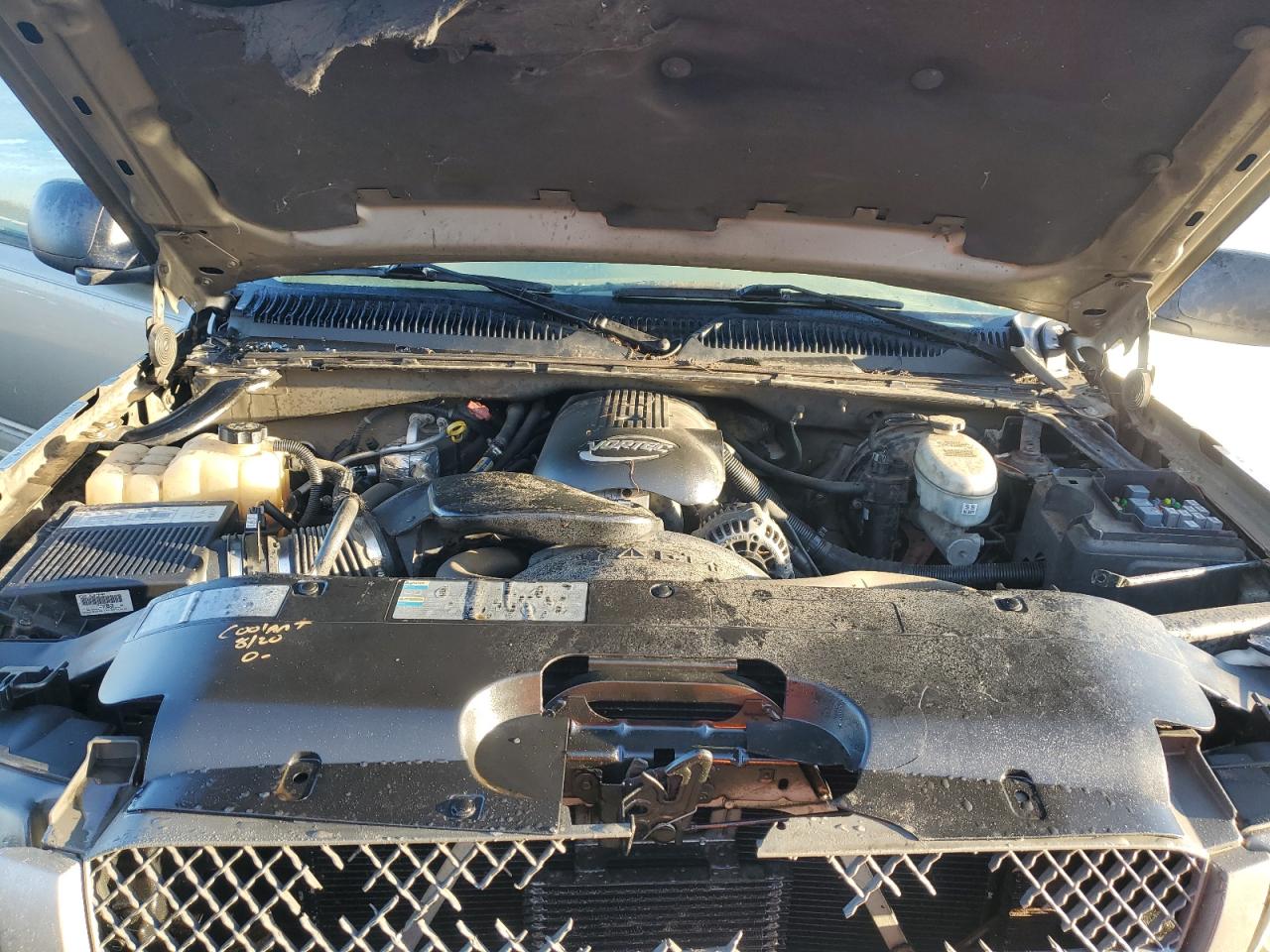 2003 Chevrolet Silverado - Image 13