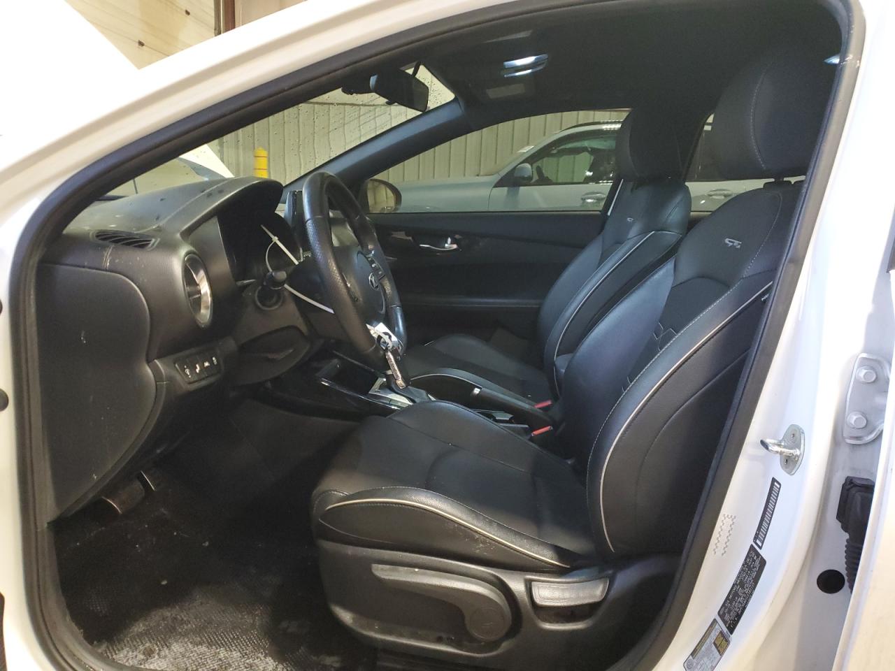 2020 Kia Forte - Image 7