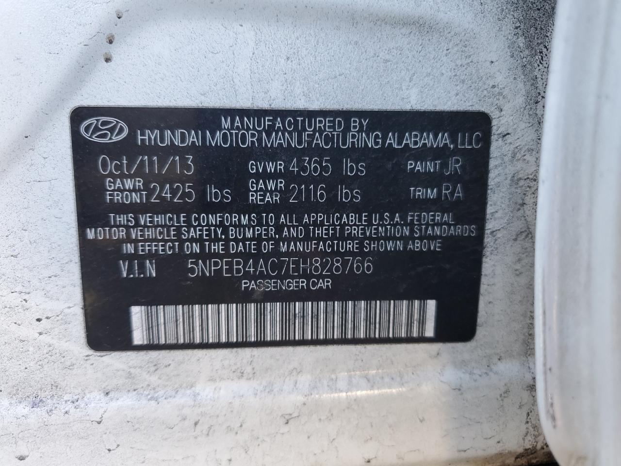 2014 Hyundai Sonata - Image 12