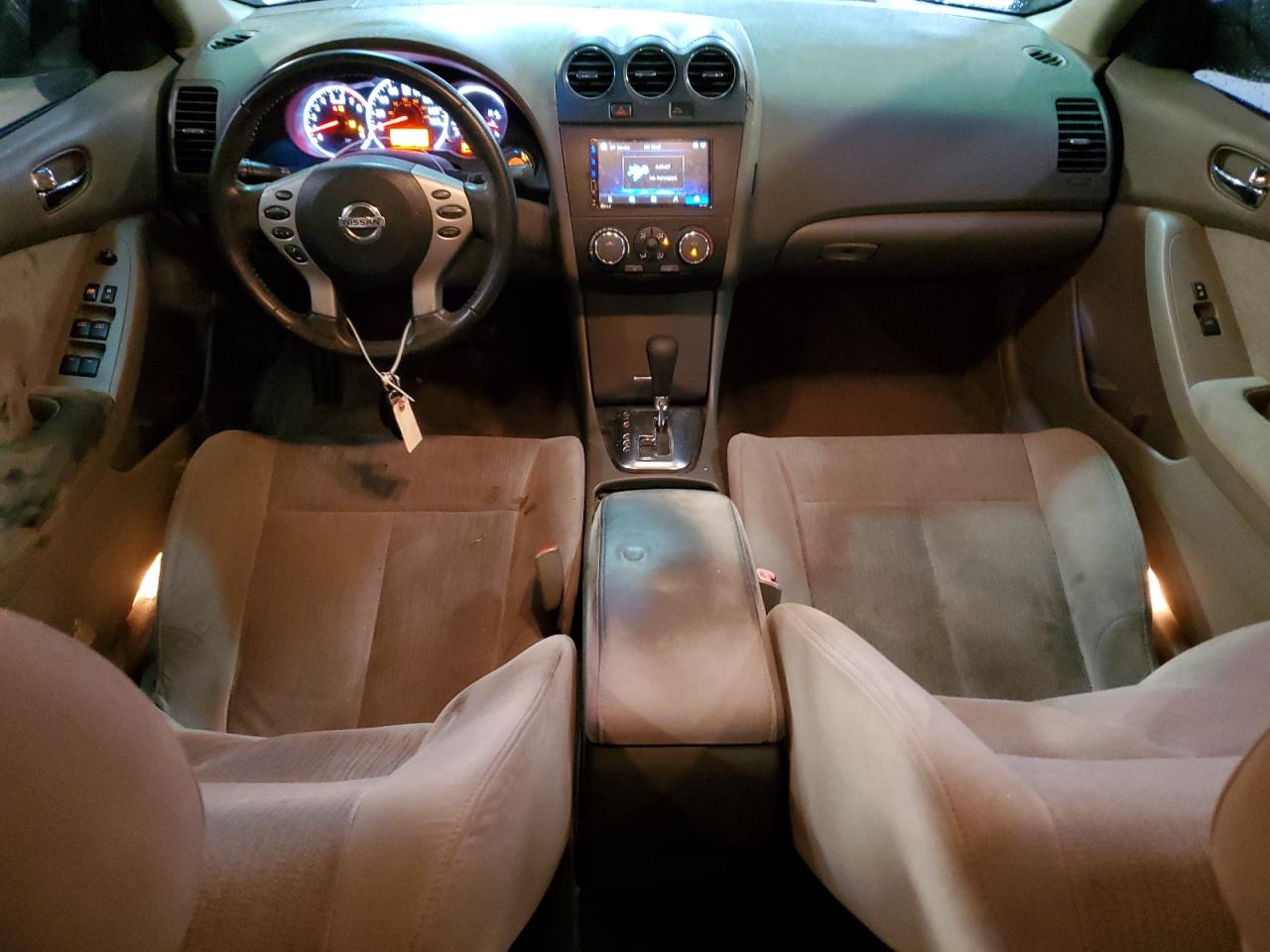2012 Nissan Altima - Image 8