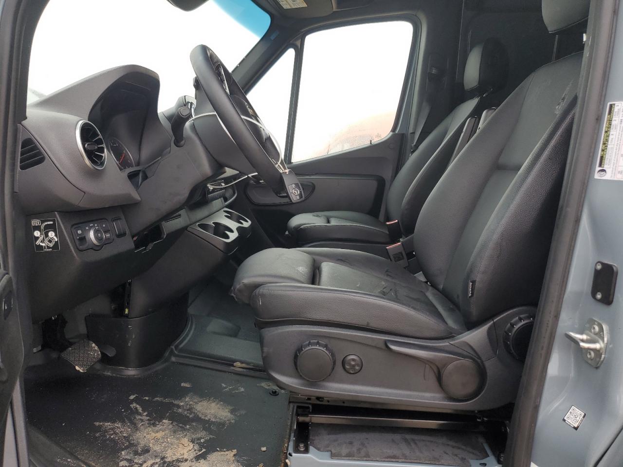 2024 Mercedes-Benz Sprinter - Image 7