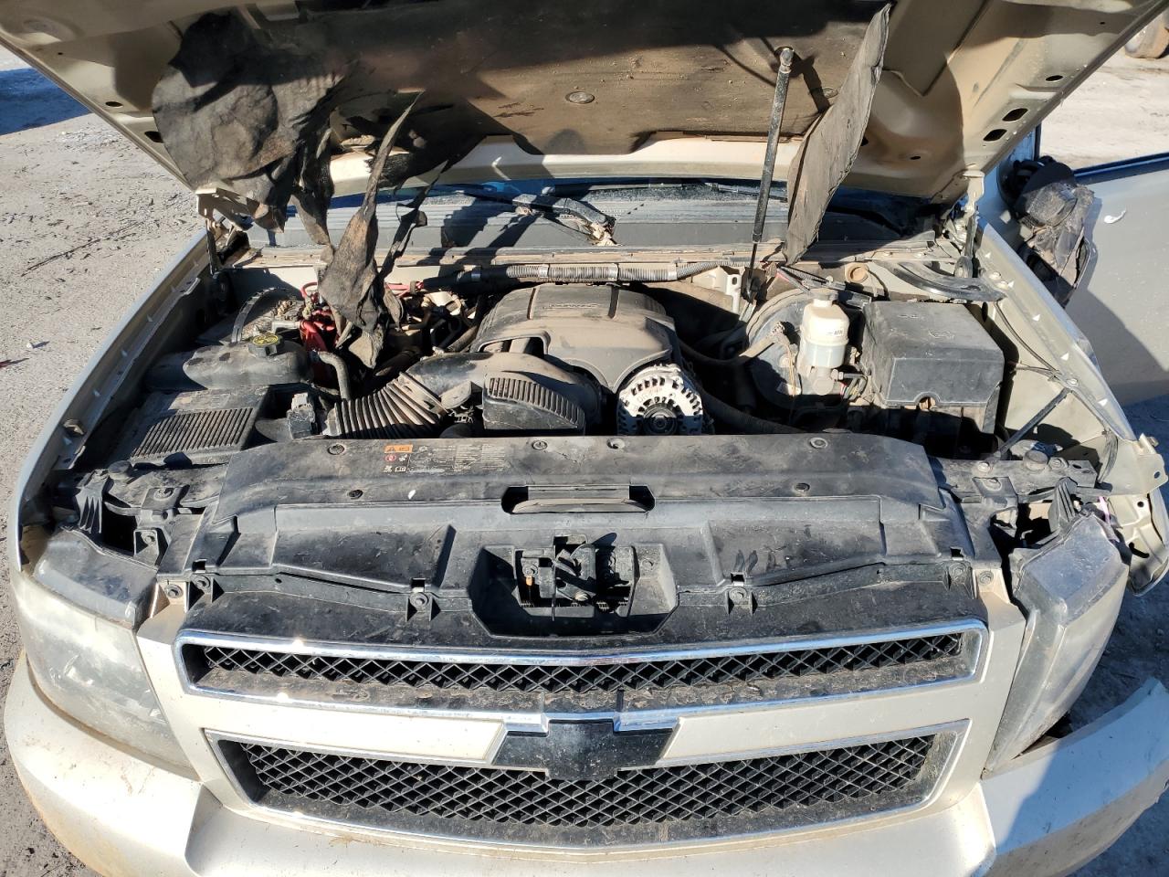 2014 Chevrolet Tahoe - Image 12