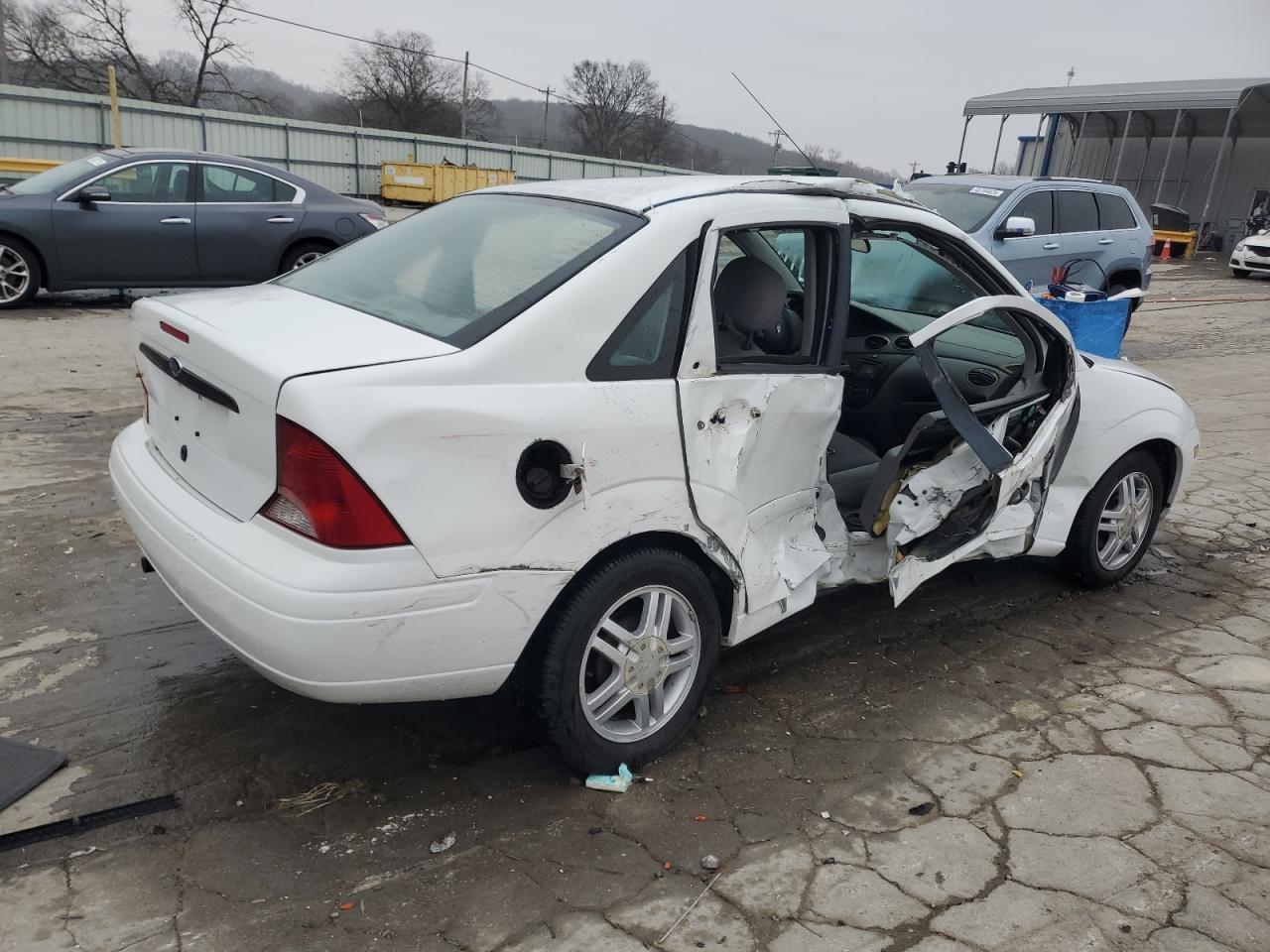 2003 Ford Focus - Image 3