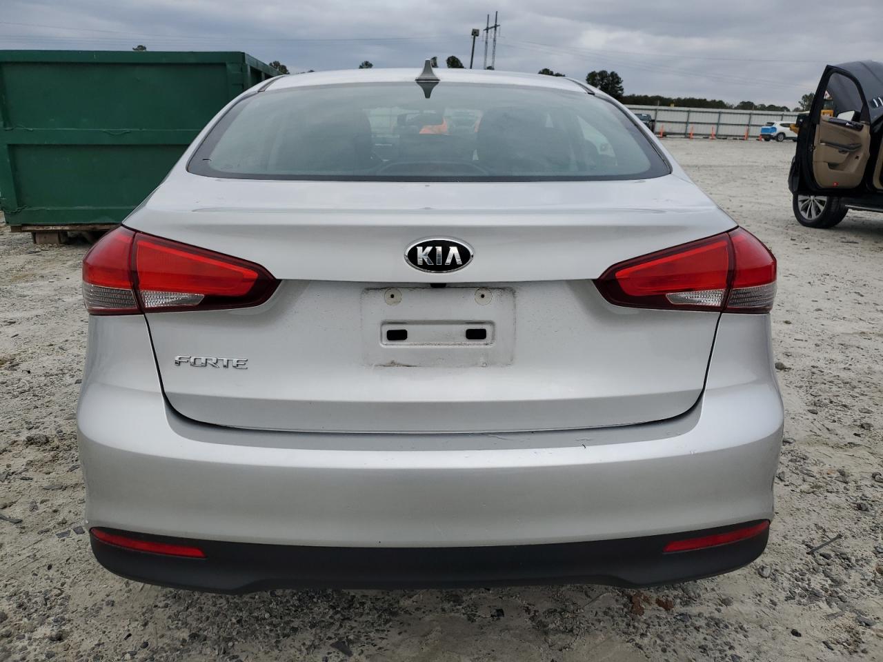 2018 Kia Forte - Image 6