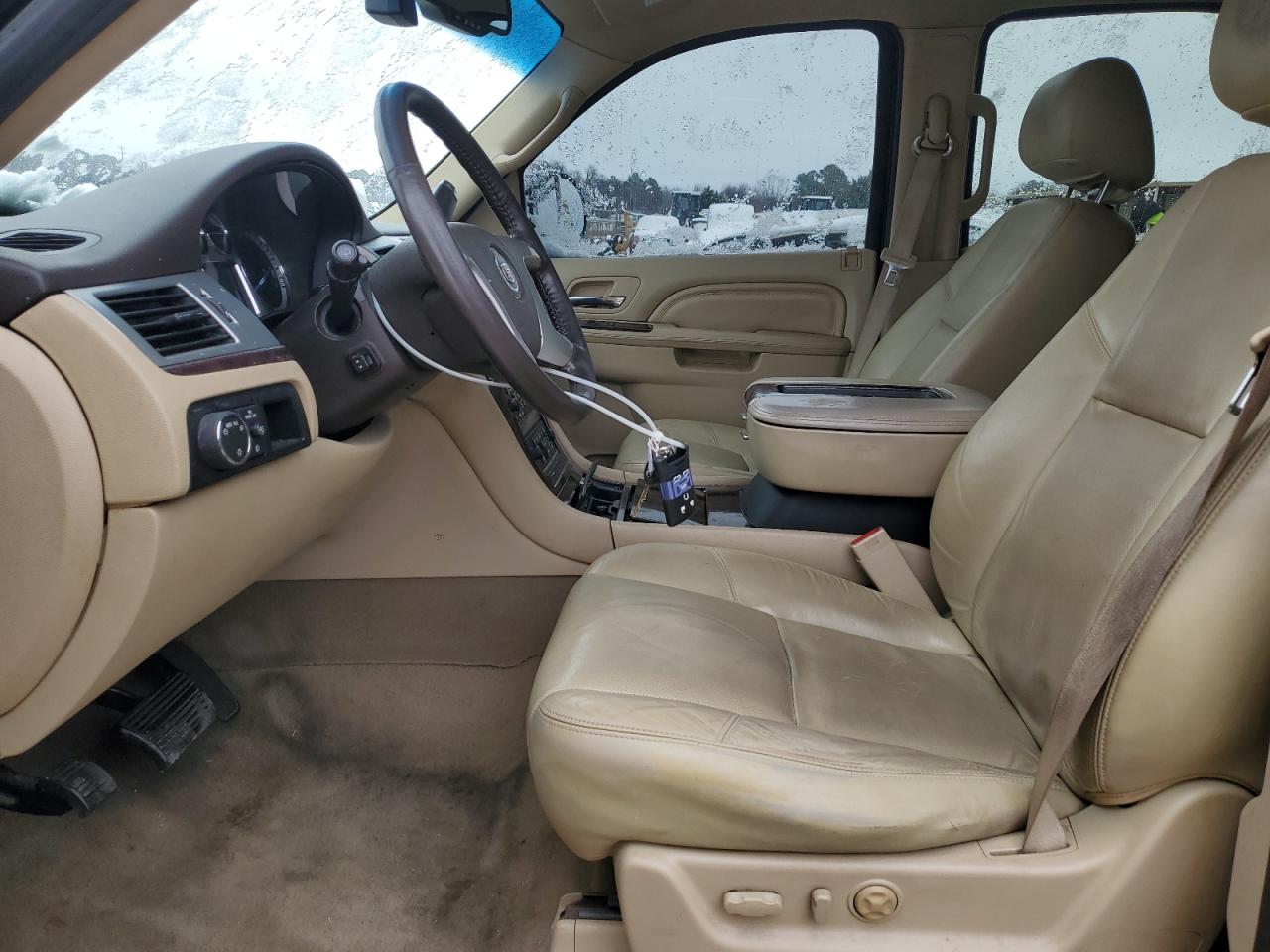 2012 Cadillac Escalade - Image 7