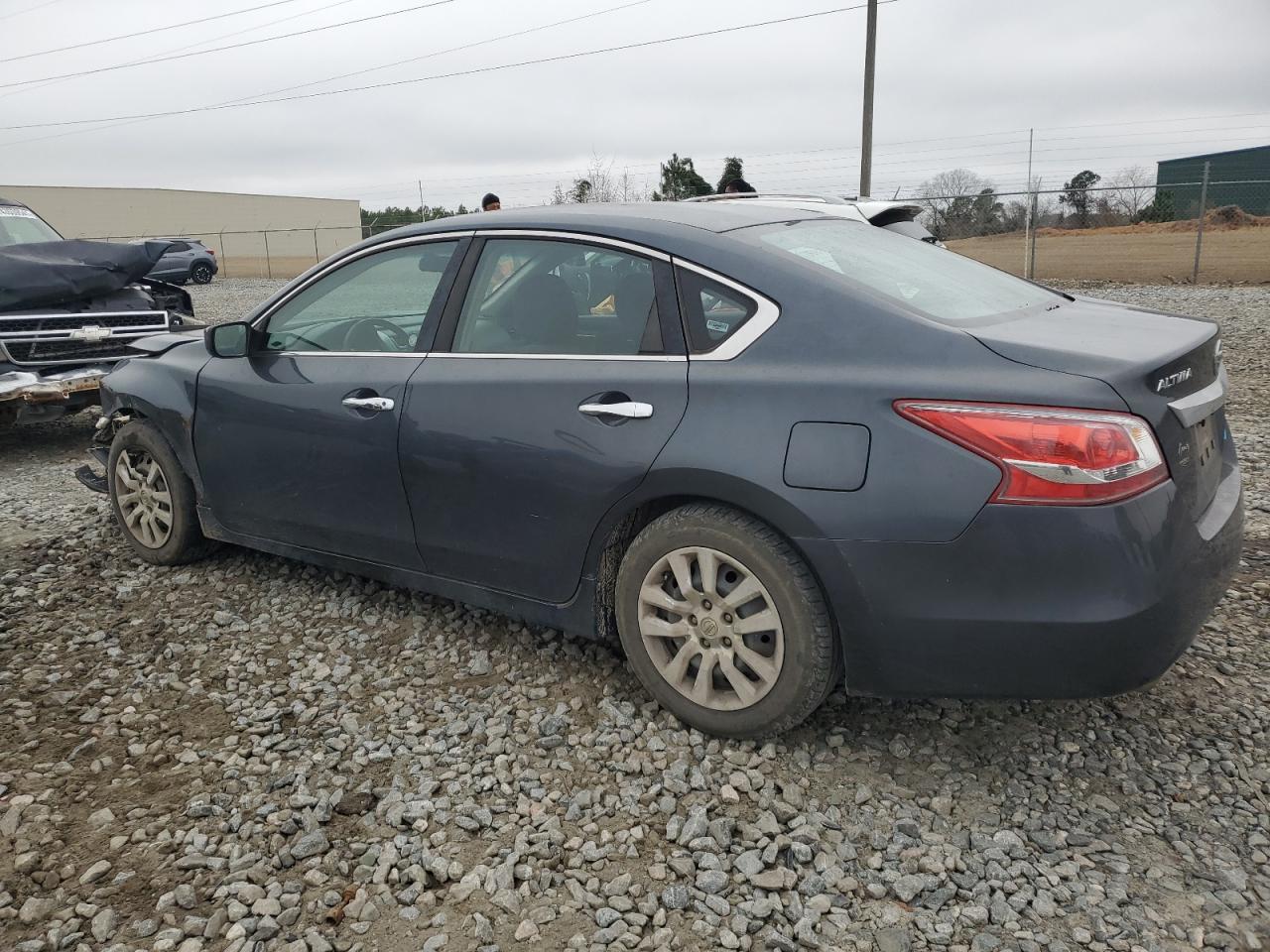 2013 Nissan Altima - Image 2
