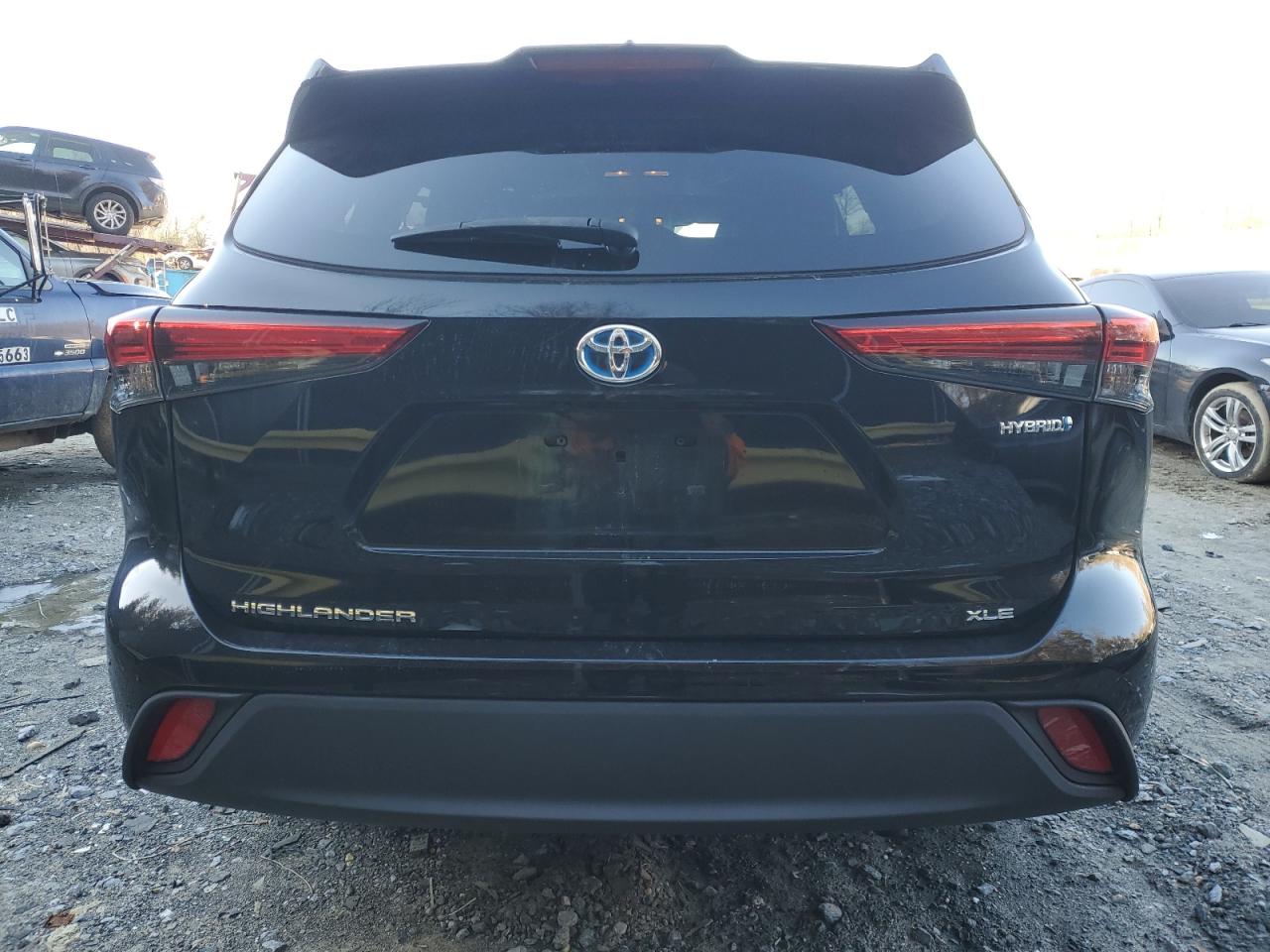 2021 Toyota Highlander - Image 6