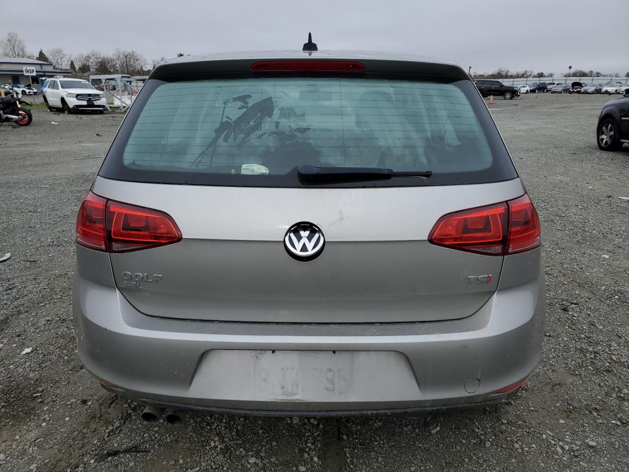 2017 Volkswagen Golf - Image 6