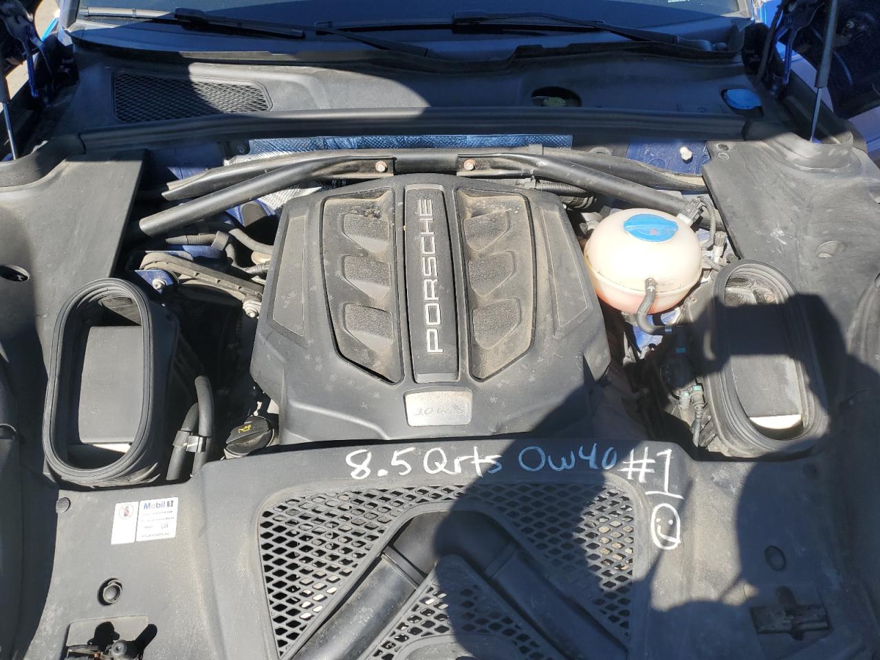 2017 Porsche Macan - Image 12