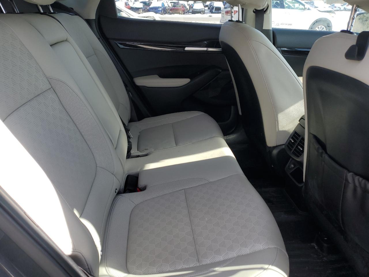 2021 Kia Seltos - Image 12
