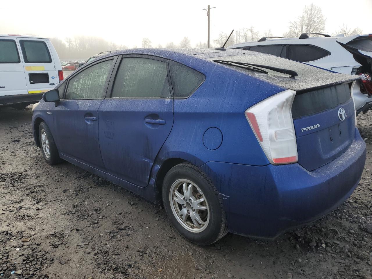 2011 Toyota Prius - Image 2