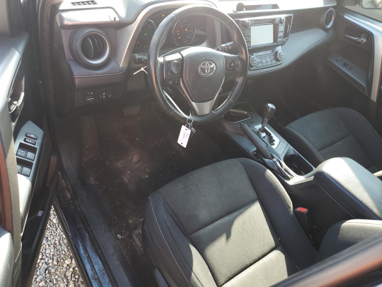 2017 Toyota RAV 4 - Image 8