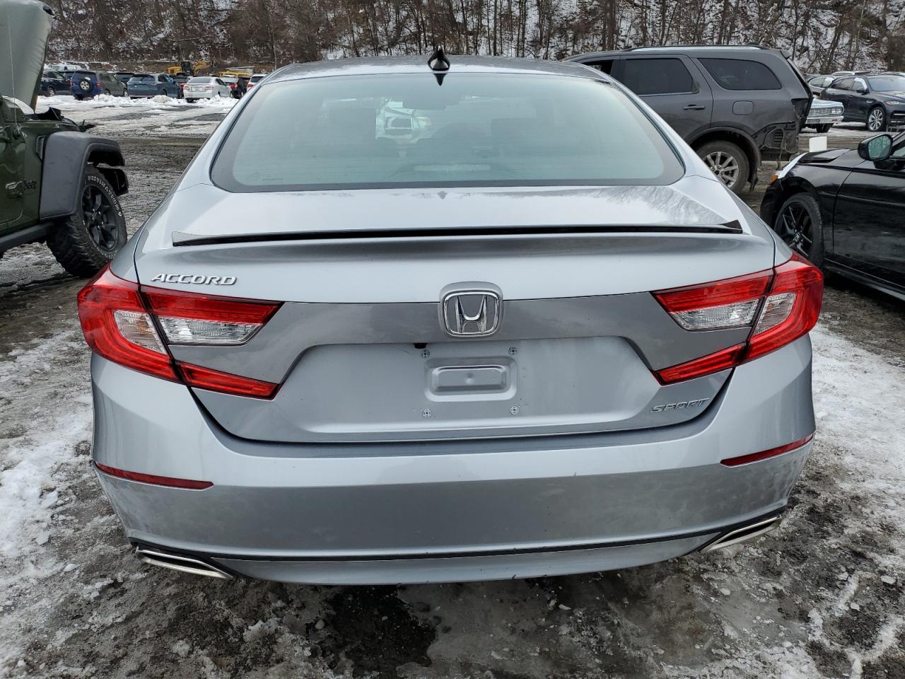2022 Honda Accord - Image 6