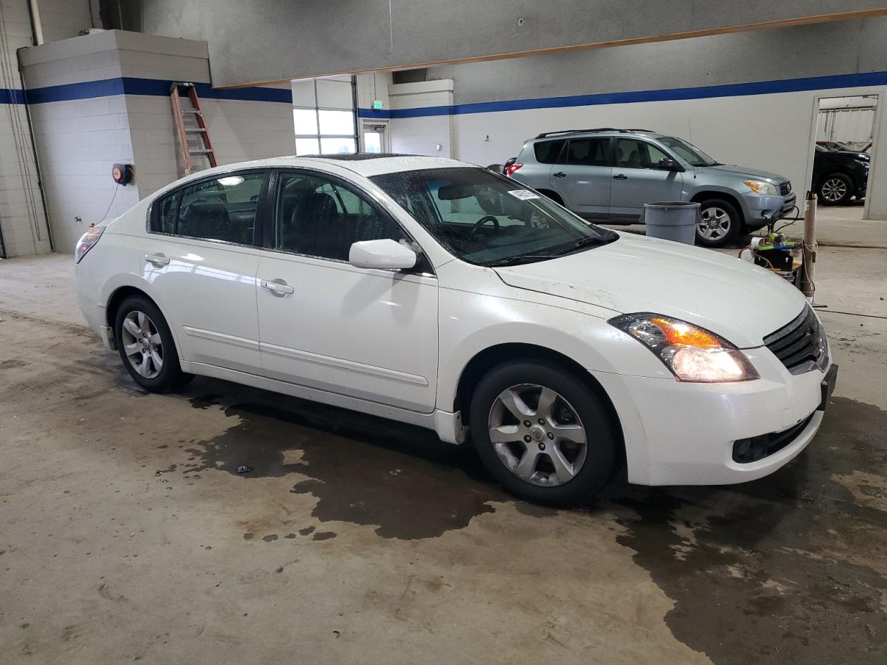 2009 Nissan Altima - Image 4