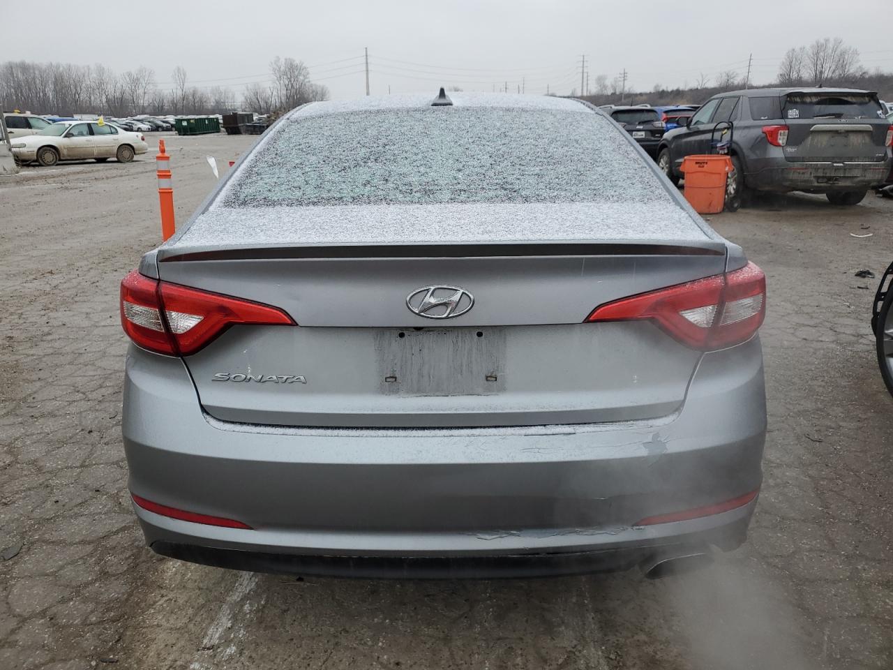 2016 Hyundai Sonata - Image 6