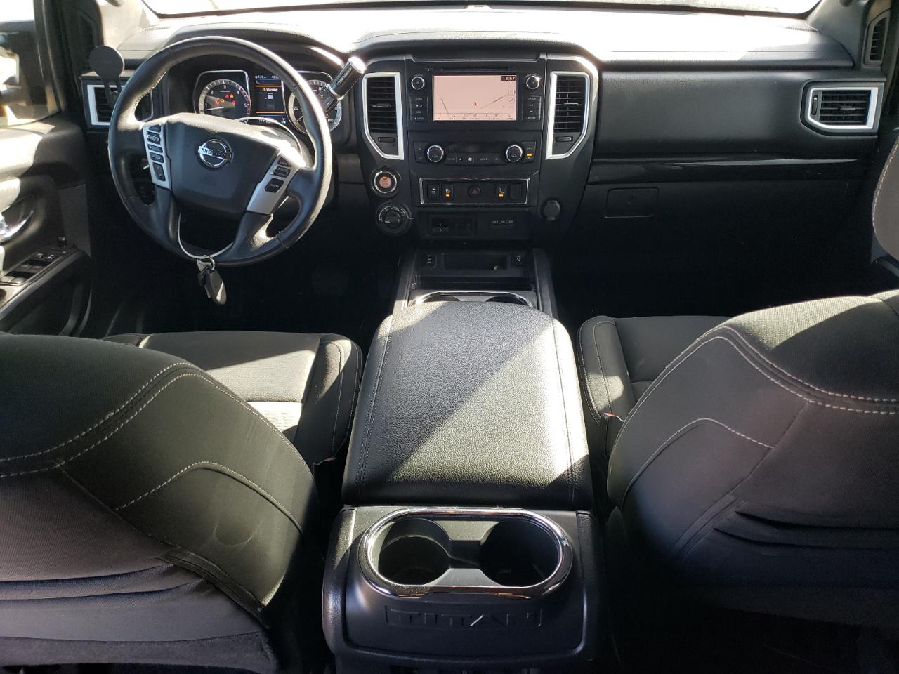 2019 Nissan Titan - Image 8