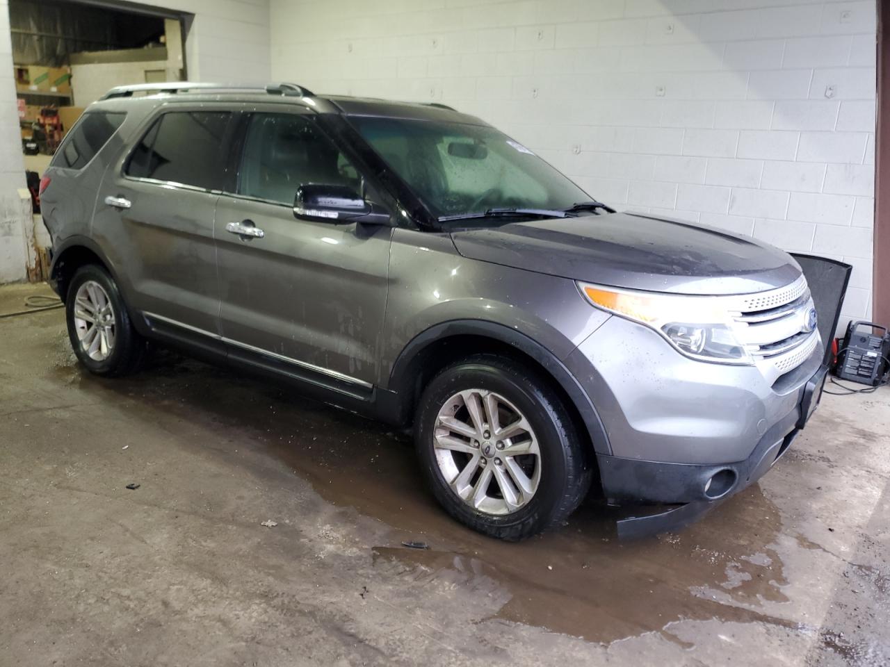 2011 Ford Explorer - Image 4