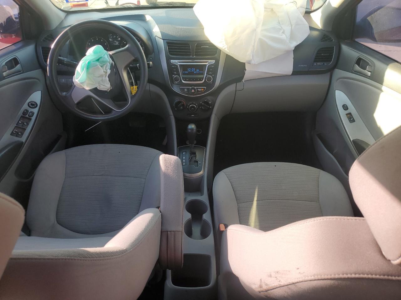 2016 Hyundai Accent - Image 8