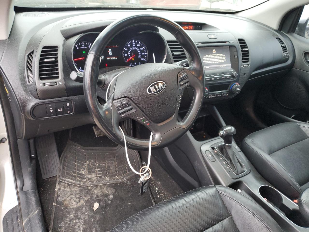 2015 Kia Forte - Image 8