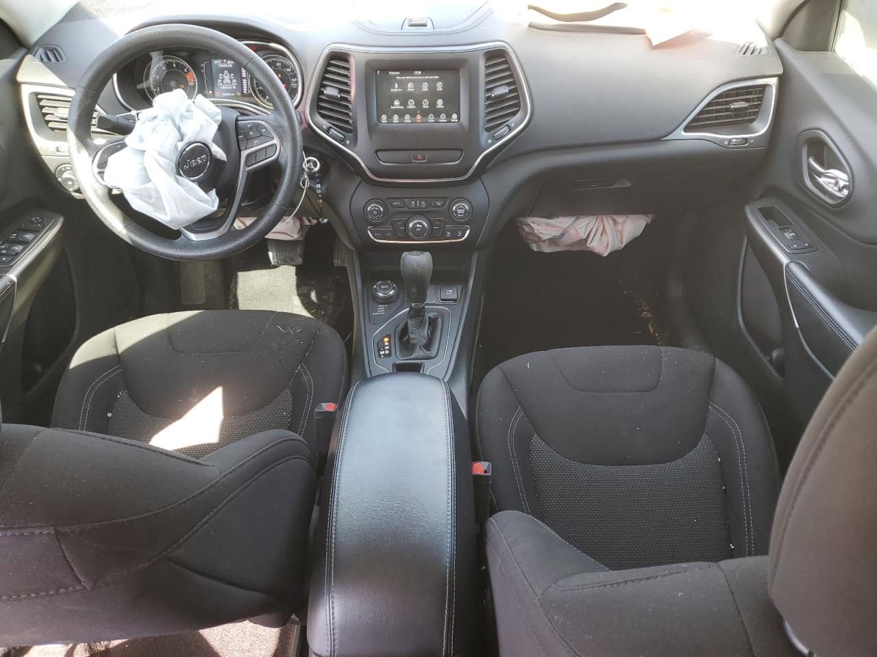 2019 Jeep Grand Cherokee - Image 8