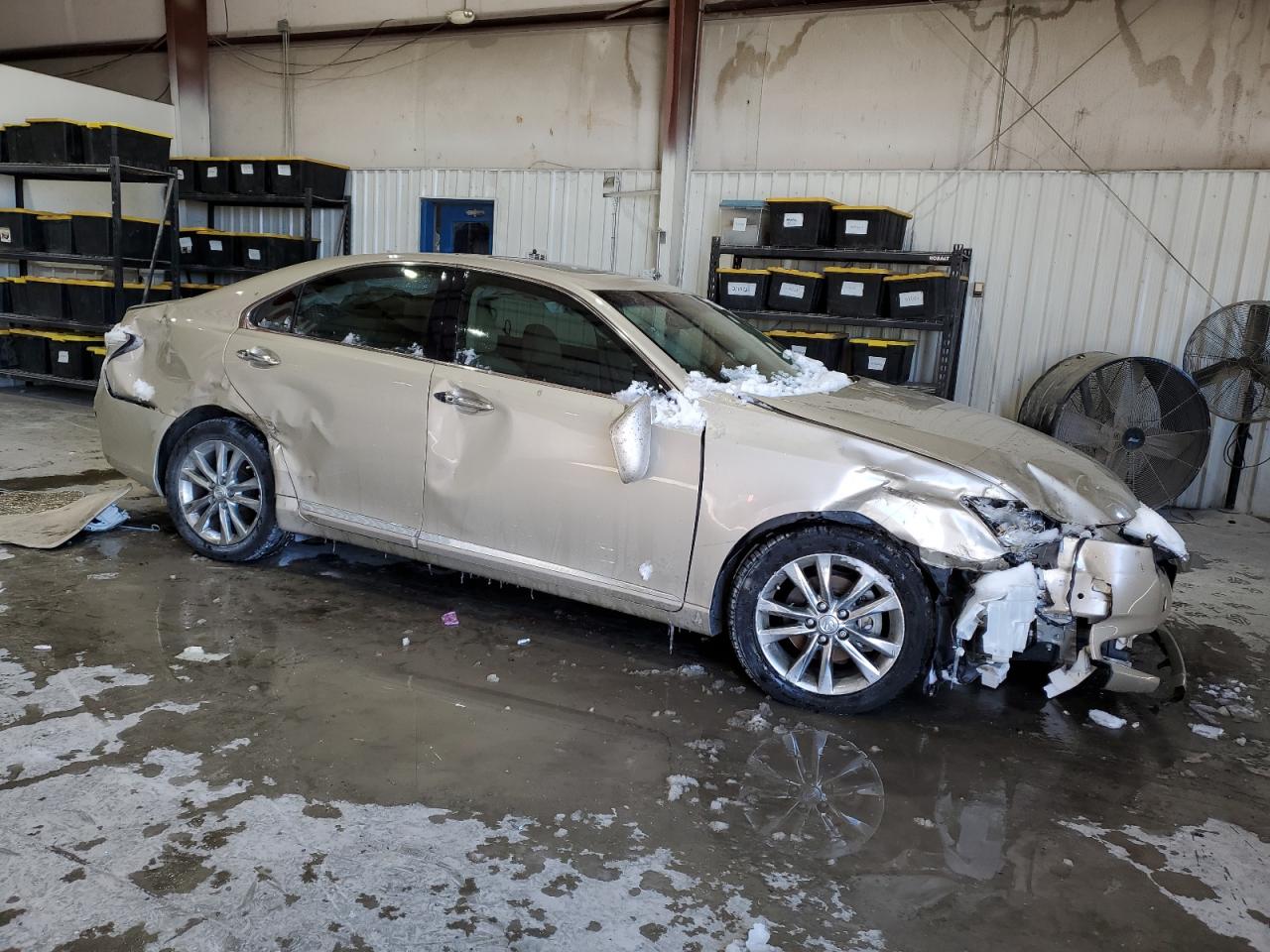 2011 Lexus ES - Image 4