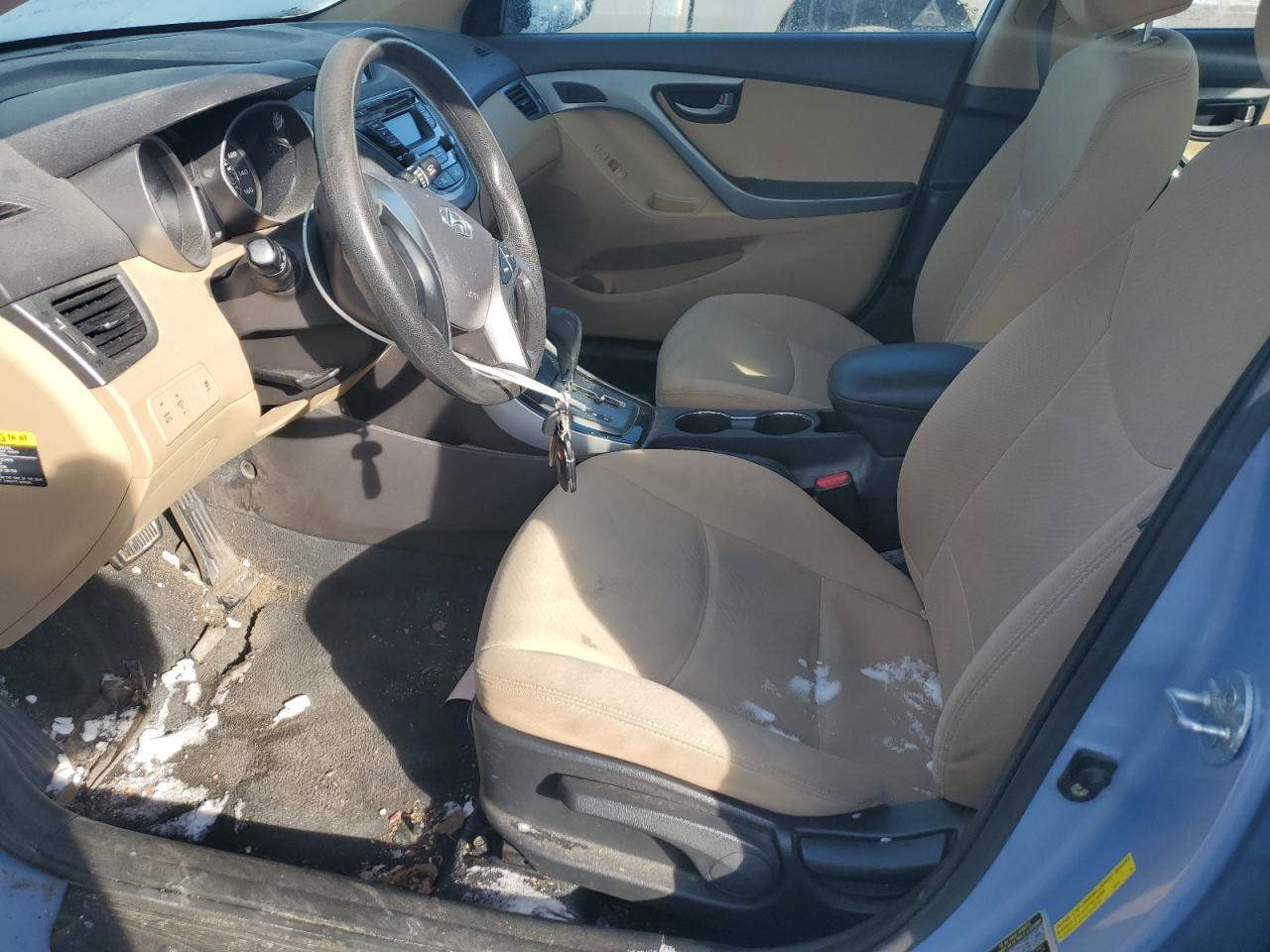 2013 Hyundai Elantra - Image 7