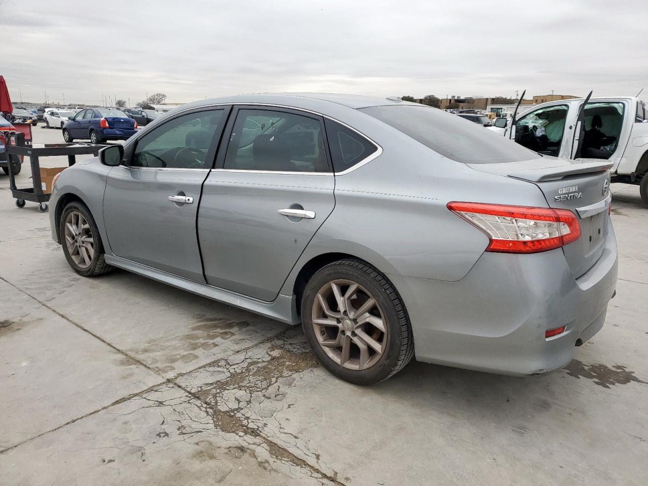 2014 Nissan Sentra - Image 2