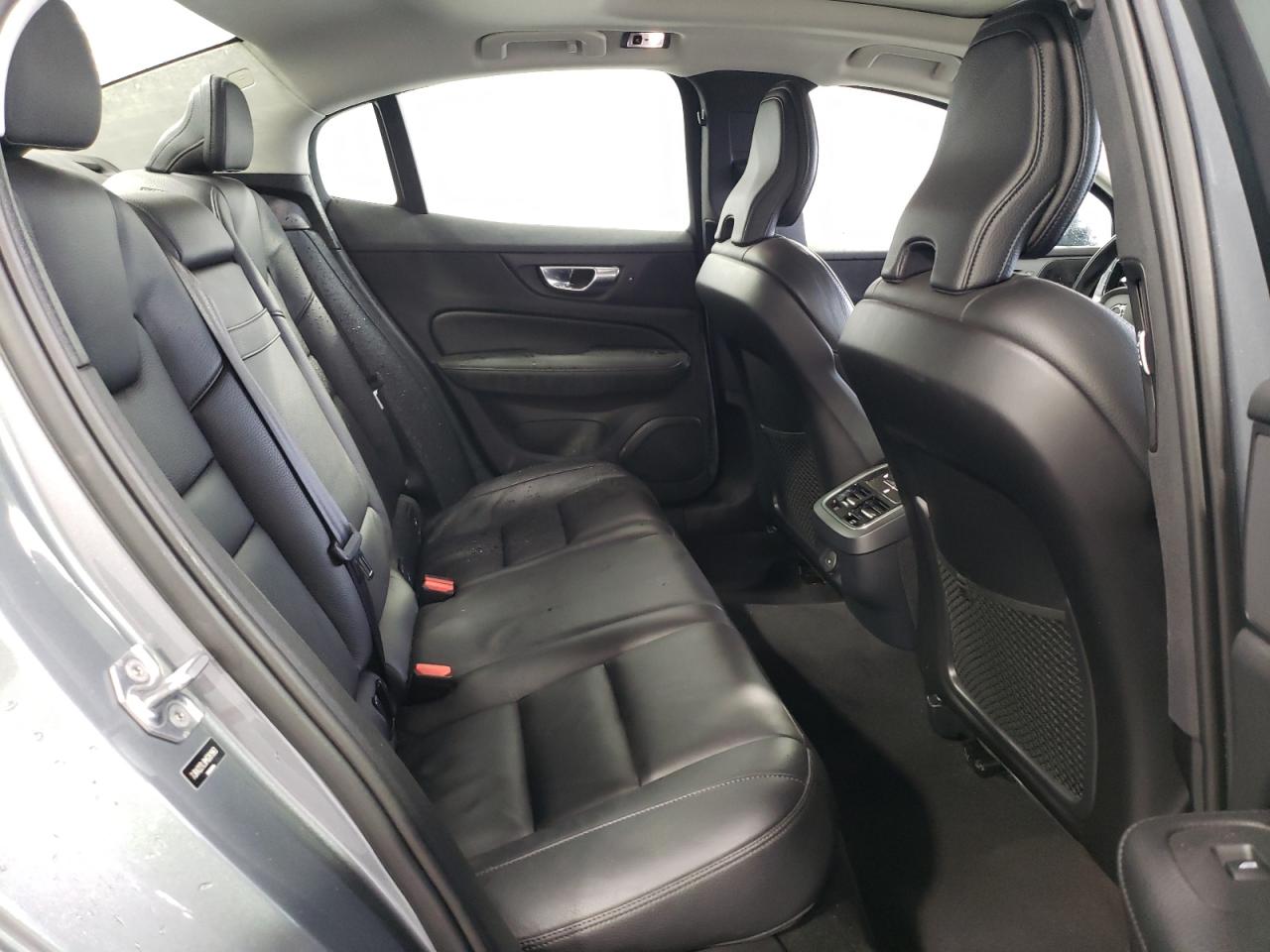 2021 Volvo S60 - Image 10