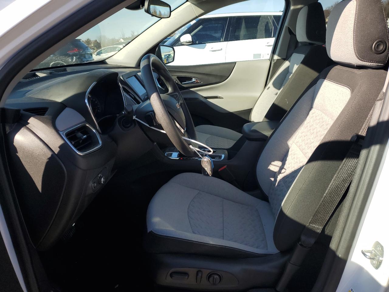 2022 Chevrolet Equinox - Image 7