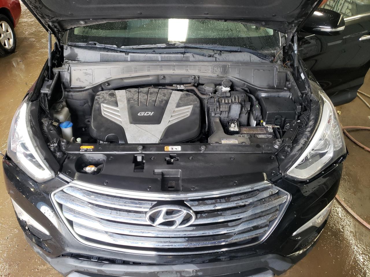 2014 Hyundai Santa Fe - Image 12