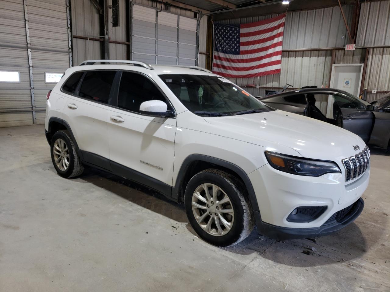 2019 Jeep Grand Cherokee - Image 4