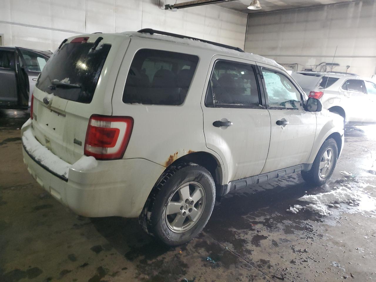 2012 Ford Escape - Image 3