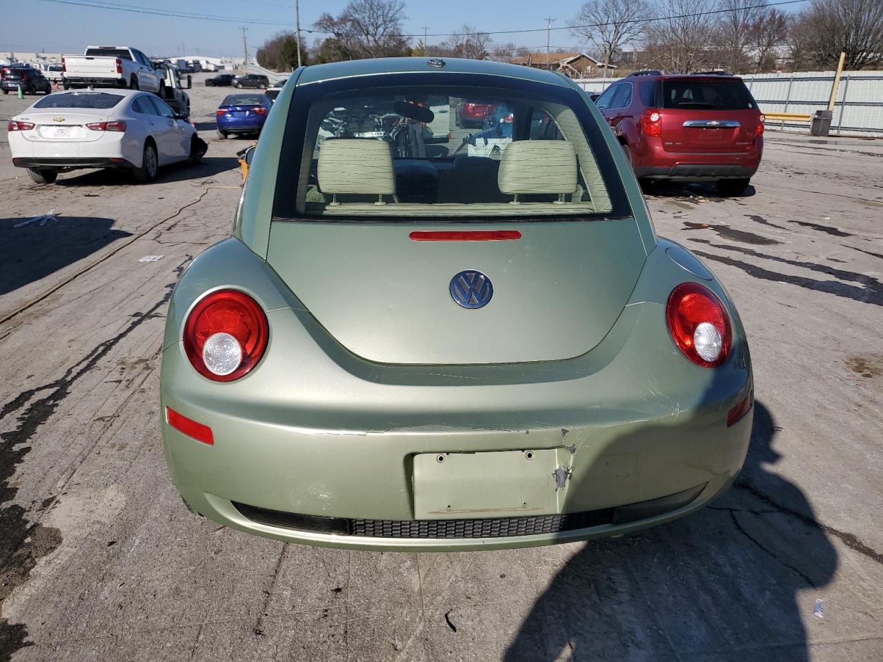 2006 Volkswagen Beetle - Image 6