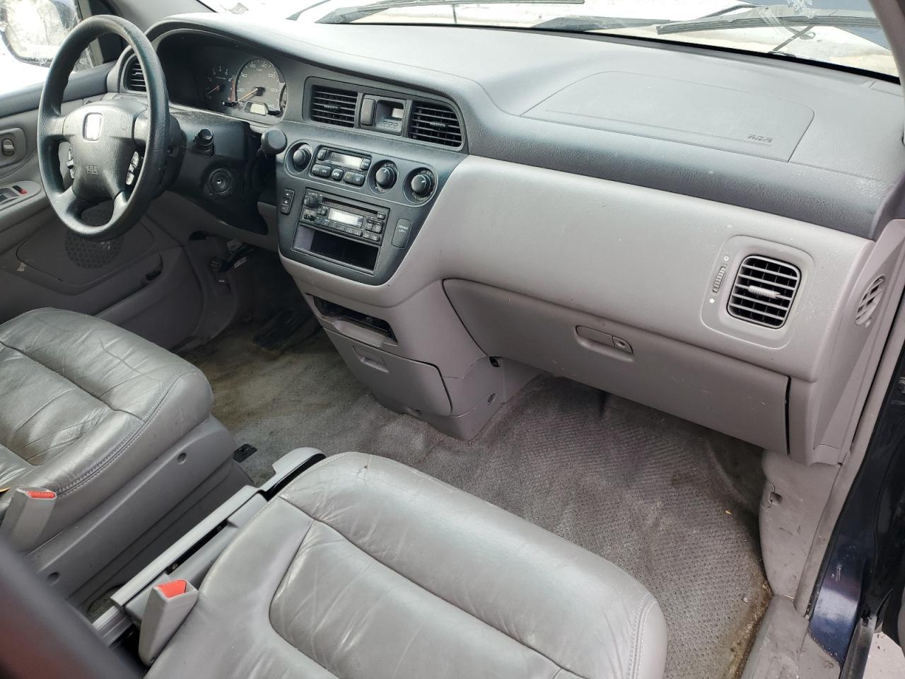 2004 Honda Odyssey - Image 8