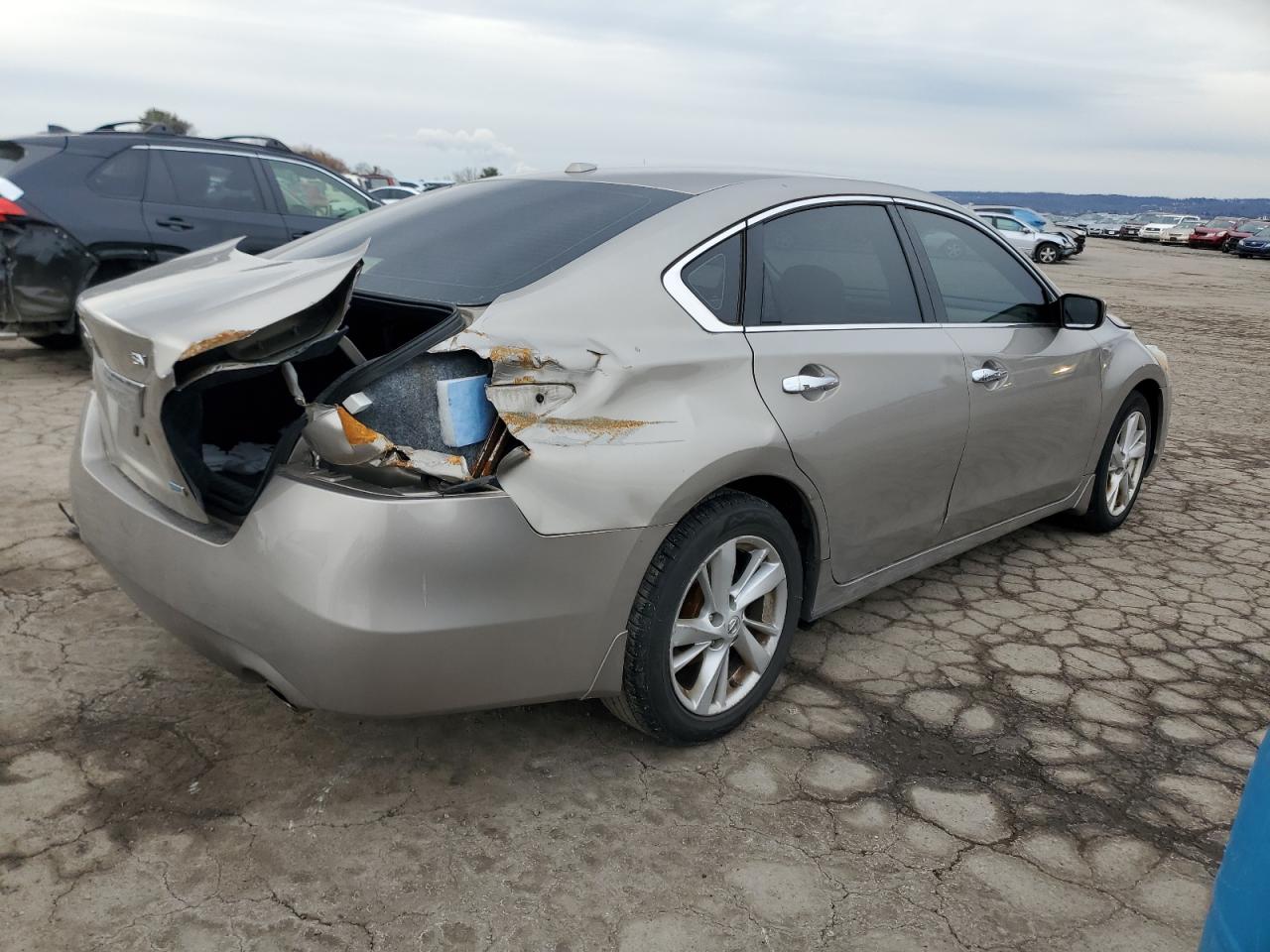 2014 Nissan Altima - Image 3