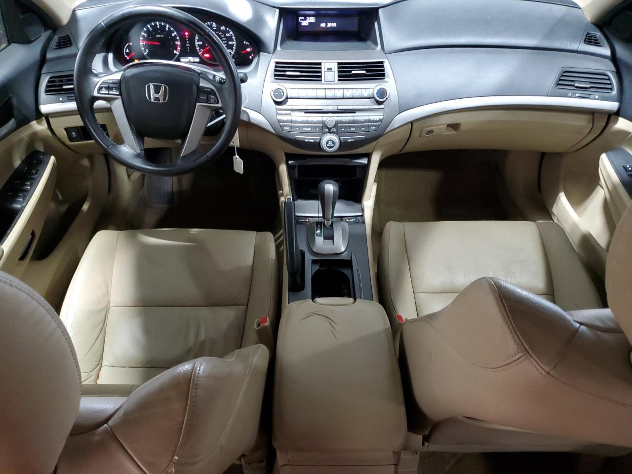 2012 Honda Accord - Image 8
