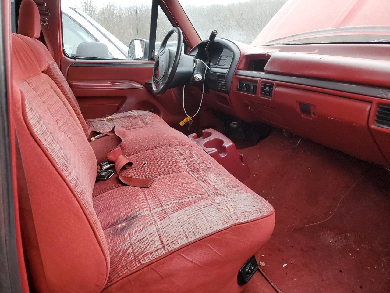 1992 Ford F150 VIN: 2FTEF14N4NCA90026 Lot: 45394035