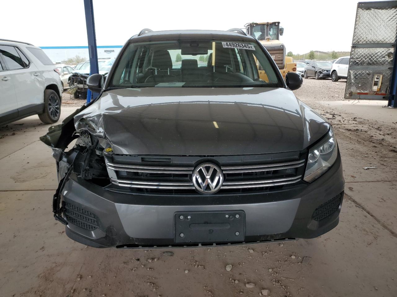 2016 Volkswagen Tiguan - Image 5