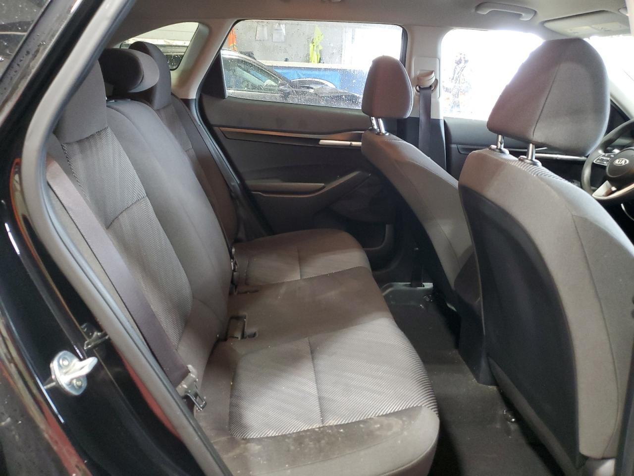 2021 Kia Seltos - Image 11