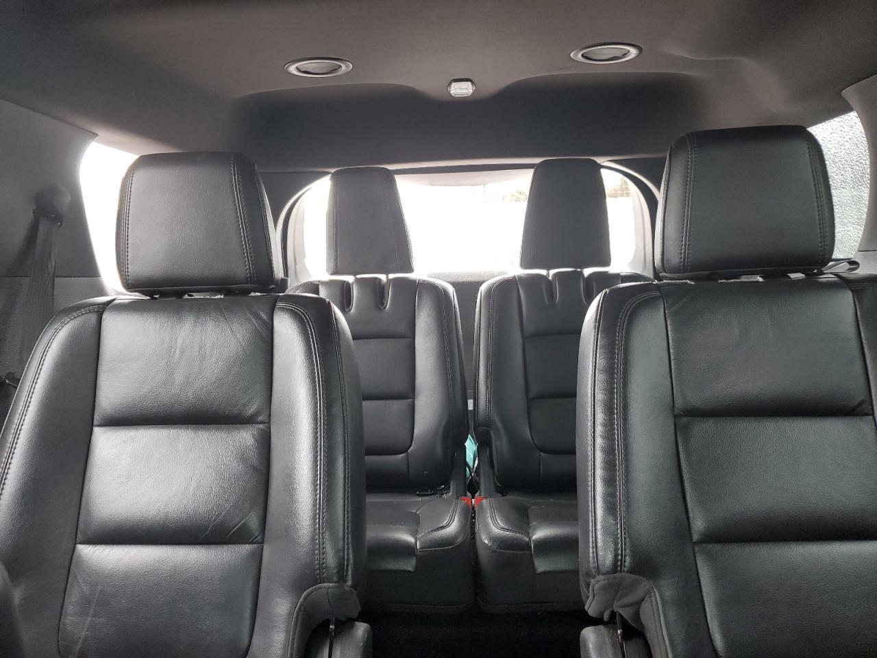 2013 Ford Explorer - Image 10
