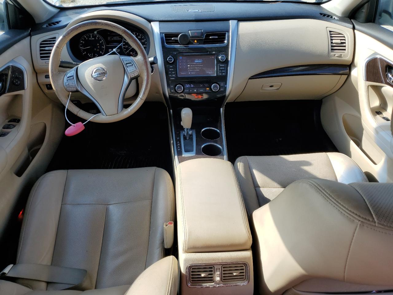 2015 Nissan Altima - Image 8