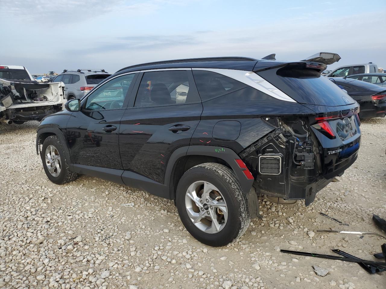 2024 Hyundai Tucson - Image 2