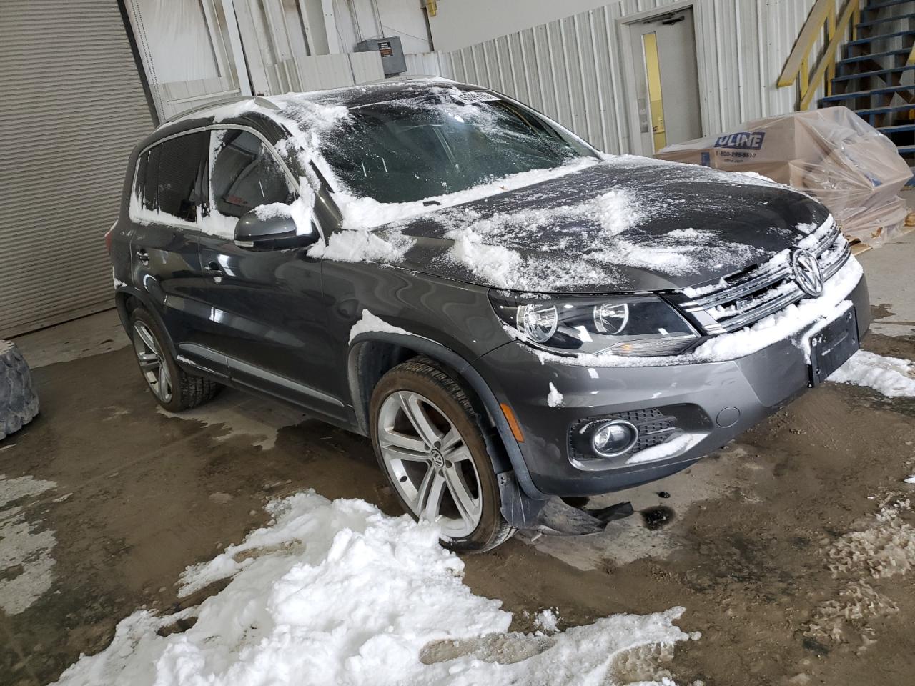 2016 Volkswagen Tiguan - Image 4