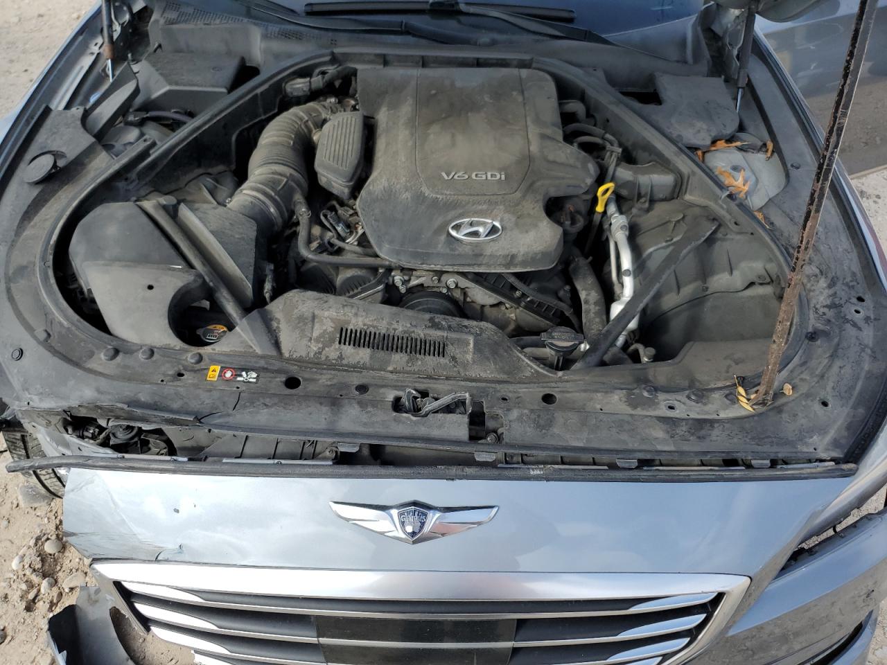 2015 Hyundai Genesis 3.8L VIN: KMHGN4JE3FU038644 Lot: 43924125