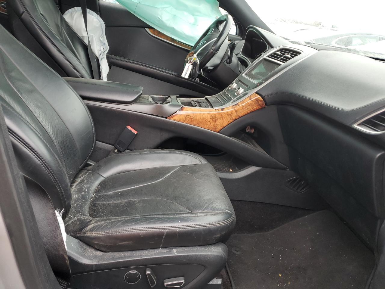 2lmtj8lr5gbl84224 2LMTJ8LR5GBL84224 2016 Lincoln Mkx Reserve