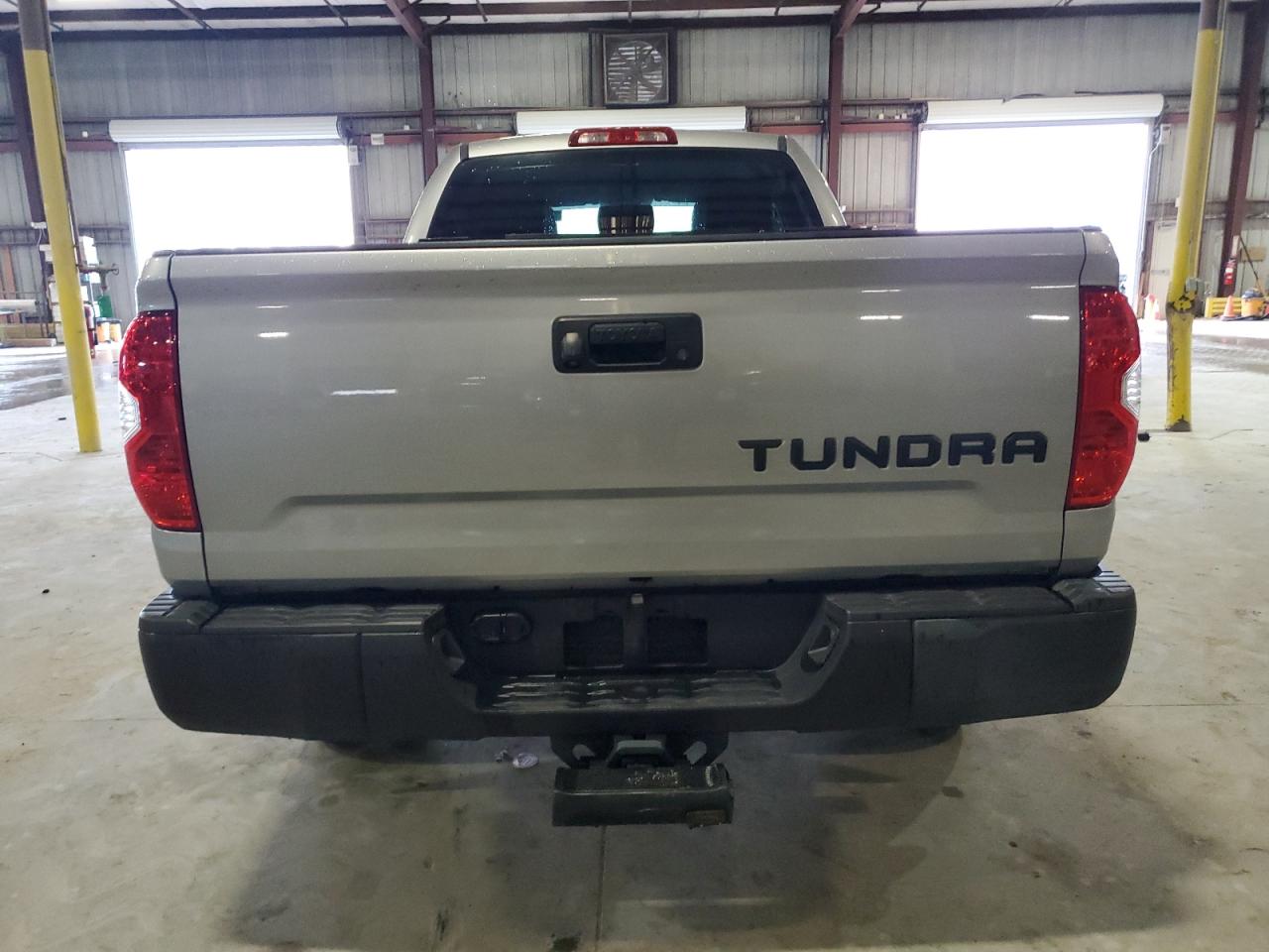 2015 Toyota Tundra - Image 6
