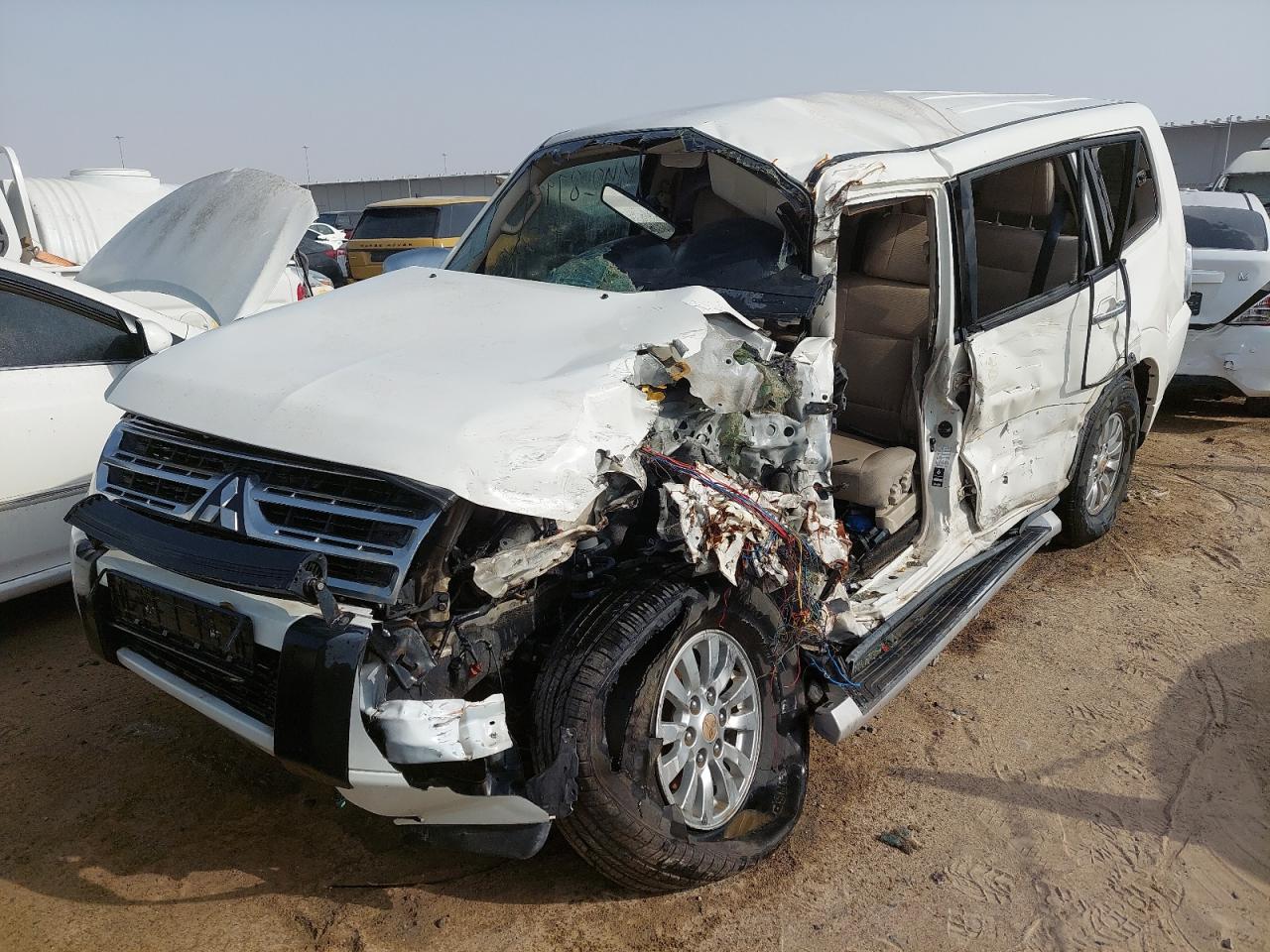 JMYLRV95WBJ703852 - 2011 Mitsubishi Pajero - #44287995